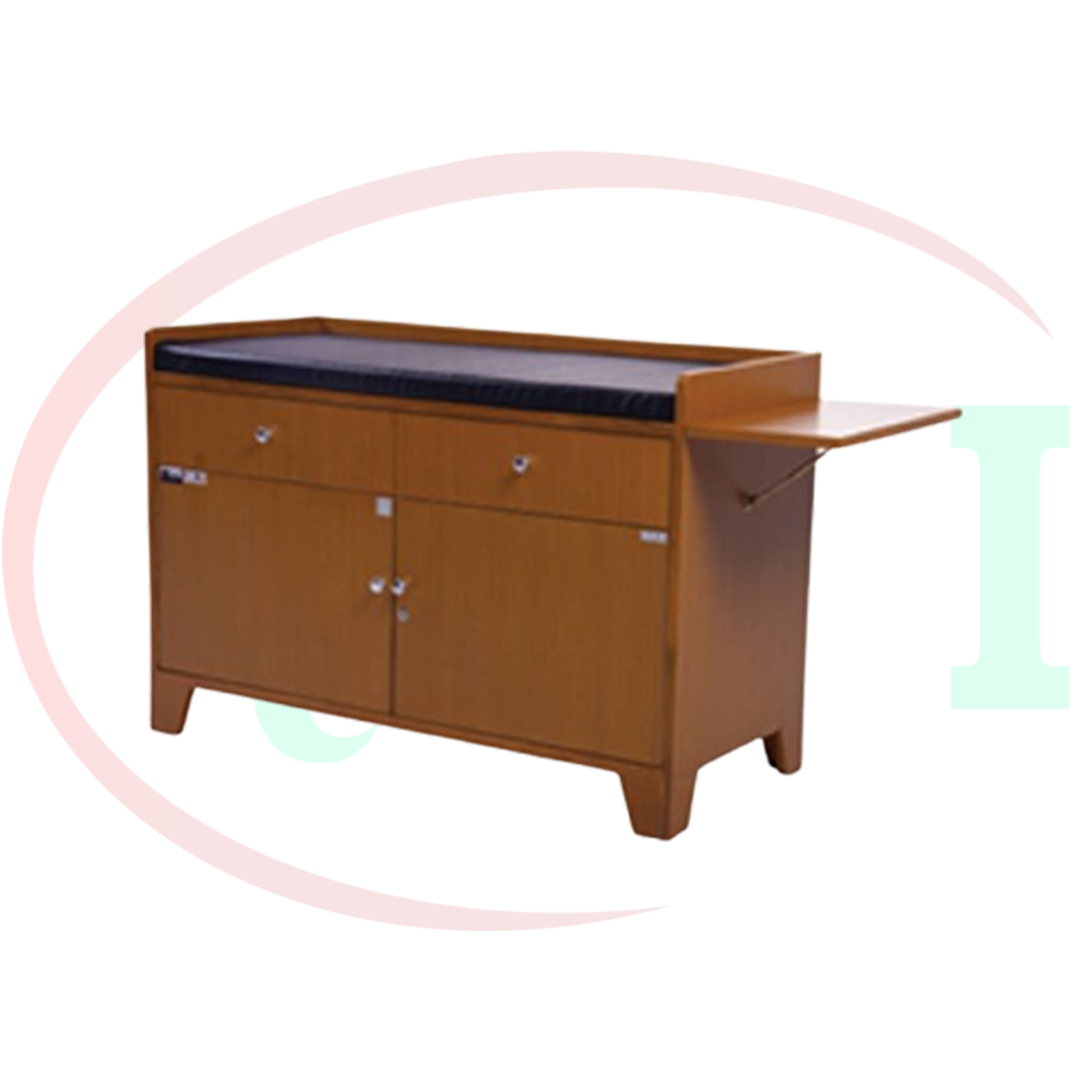 17 Examination Table for baby (KA 12-00D)